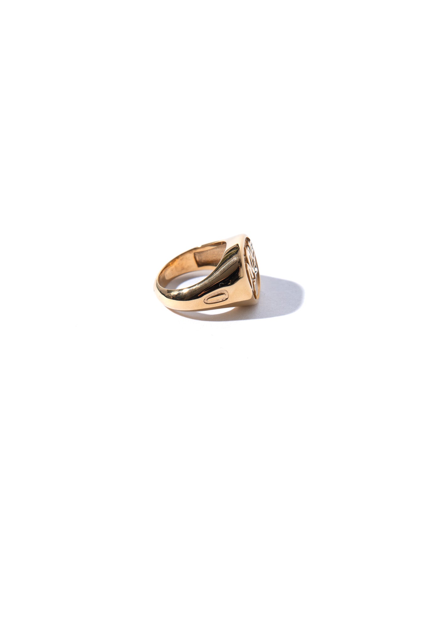 Designed by Novelist Studios x Dhooge office to create a perfect chevalier. 4