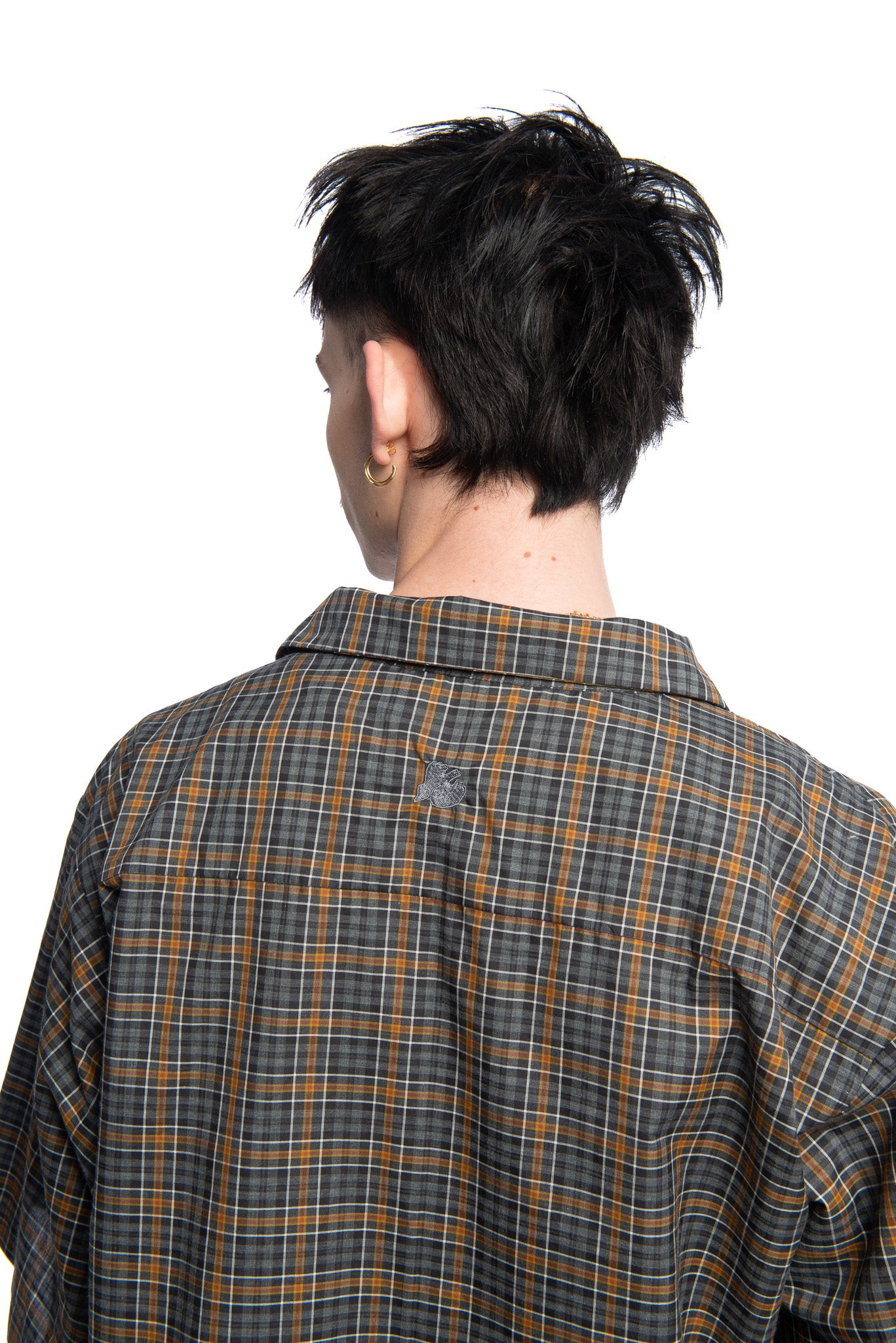 Designed by Novelist Studios to create a perfect bowling fit. - Gingham check - 100% Cotton - Wash at 30° gentle cycle | Tumble drying Low temperature | Iron at medium temperature | (F) Professional cleaning with hydrocarbon solvents only | Do not bleach 3