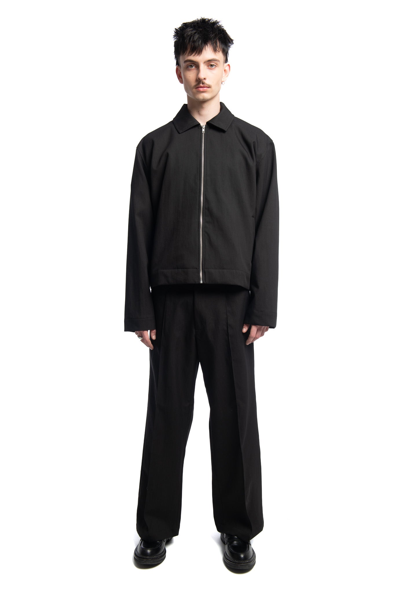 Designed by Novelist Studios to create a perfect tailor jacket. - 62% Cotton, 38% Polyamide - Do not Wash | Do not tumble dry | Iron at low temperature | (F) Professional cleaning with hydrocarbon solvents only | Do not bleach 1