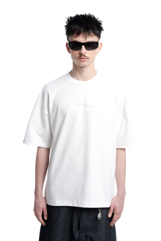 Designed by Novelist Studios to create a perfect boxy fit.  - Original Novelist Studios fit  - Digital printing frontside  - Digital printing backside  - 100% organic cotton 315gr/m2 1