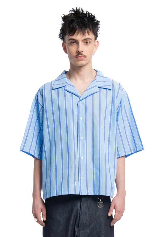 Designed by Novelist Studios to create a perfect bowling fit.  - Blue  - 100% Cotton  - Wash at 30° gentle cycle | Tumble drying Low temperature | Iron at medium temperature | (F) Professional cleaning with hydrocarbon solvents only | Do not bleach 