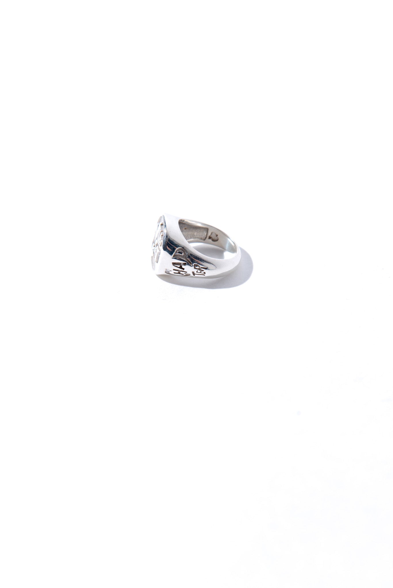 Designed by Novelist Studios x Dhooge office to create a perfect chevalier. 4