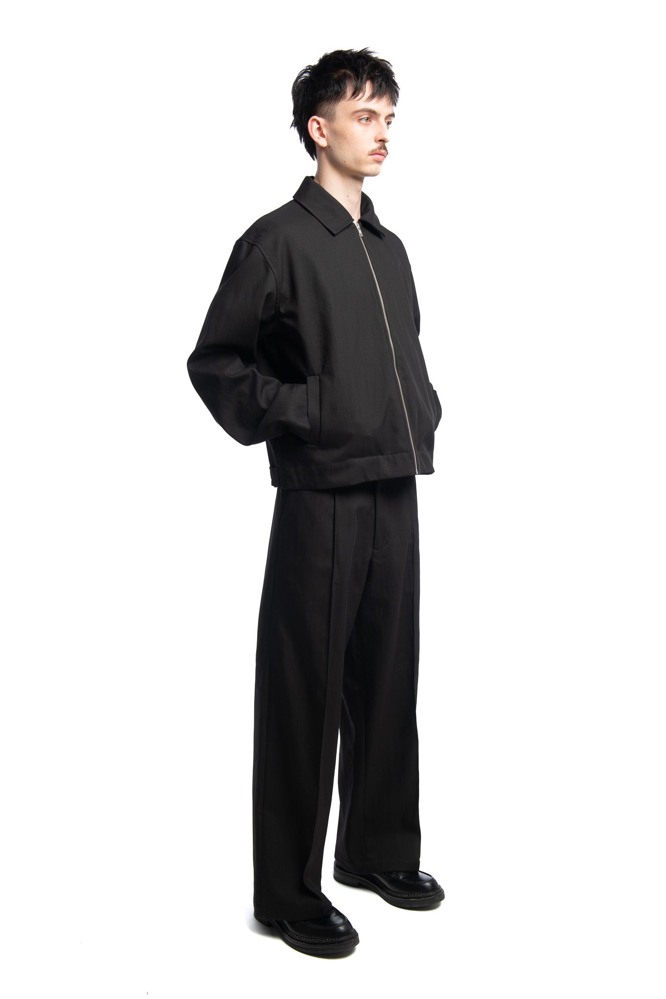 Designed by Novelist Studios to create a perfect tailor jacket.  - 62% Cotton, 38% Polyamide  - Do not Wash | Do not tumble dry | Iron at low temperature | (F) Professional cleaning with hydrocarbon solvents only | Do not bleach 3