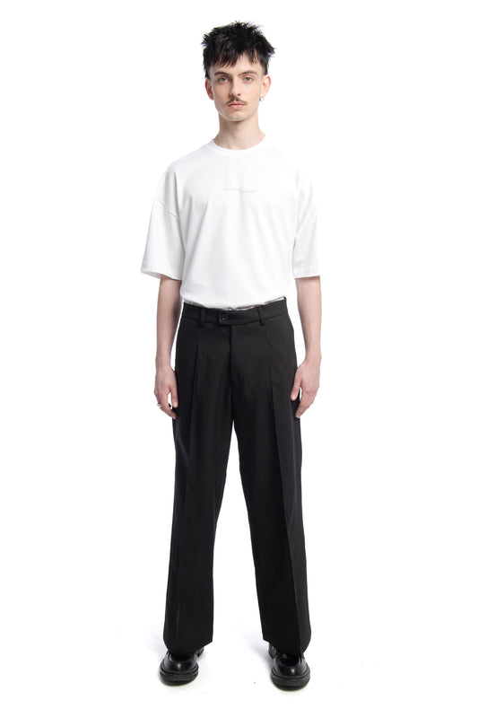Designed by Novelist Studios to create a perfect tailor pants.  - 62% Cotton, 38% Polyamide  - Do not Wash | Do not tumble dry | Iron at low temperature | (F) Professional cleaning with hydrocarbon solvents only | Do not bleach 1