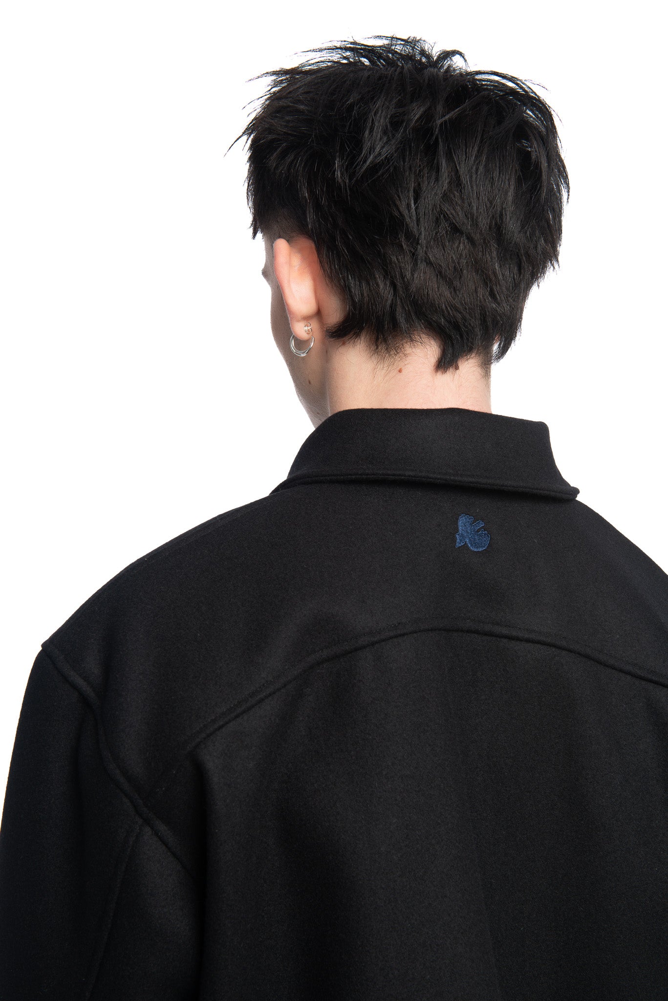 Designed by Novelist Studios to create a perfect tailor jacket.  - 100% Wool  - Do not Wash | Do not tumble dry | Iron at low temperature | (F) Professional cleaning with hydrocarbon solvents only | Do not bleach 3